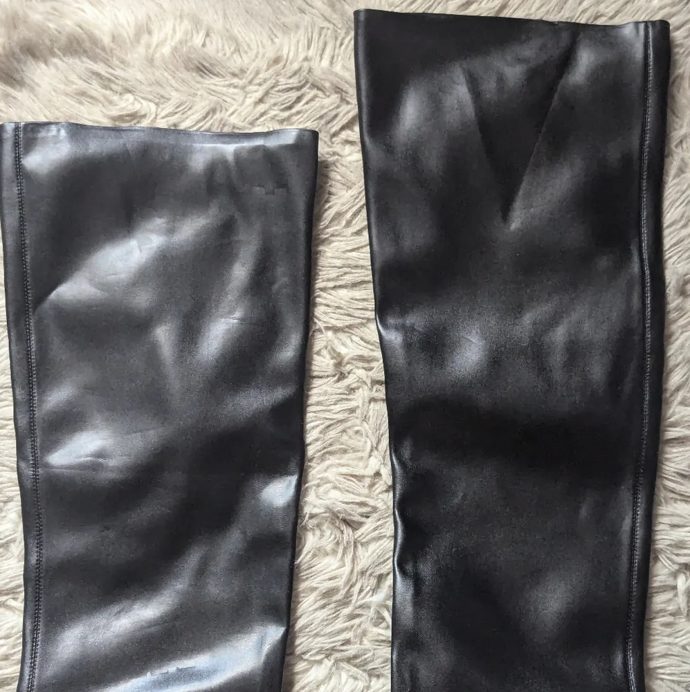 NWOT Jeffrey Campbell Reflect Thigh High Platform Boots in Black